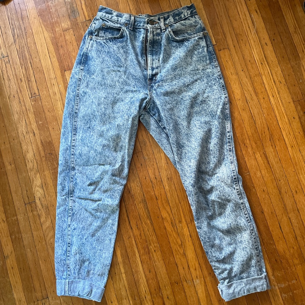 Vintage style mom jeans